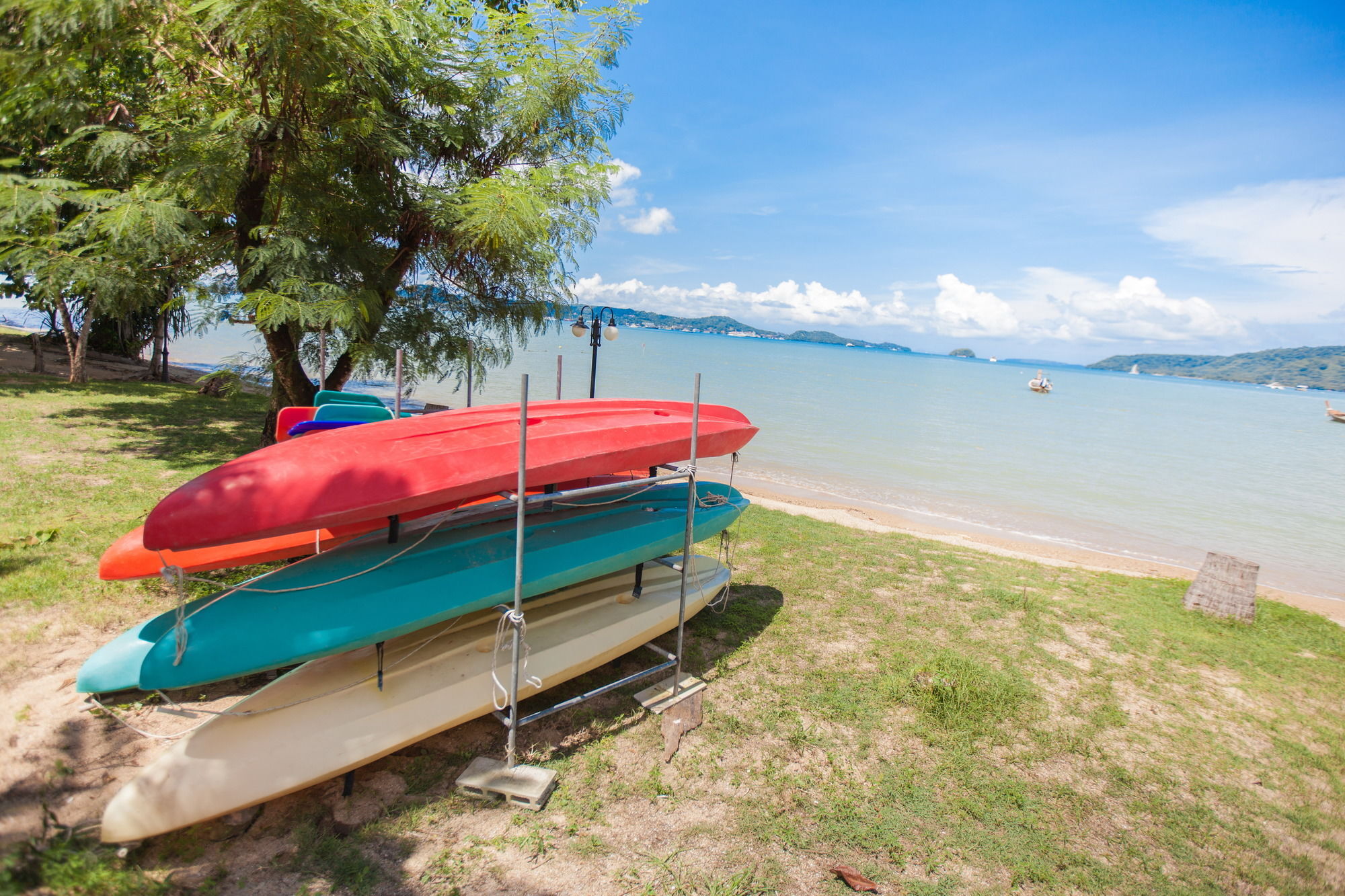 Chalong Beach Hotel Phuket Rawai Eksteriør bilde
