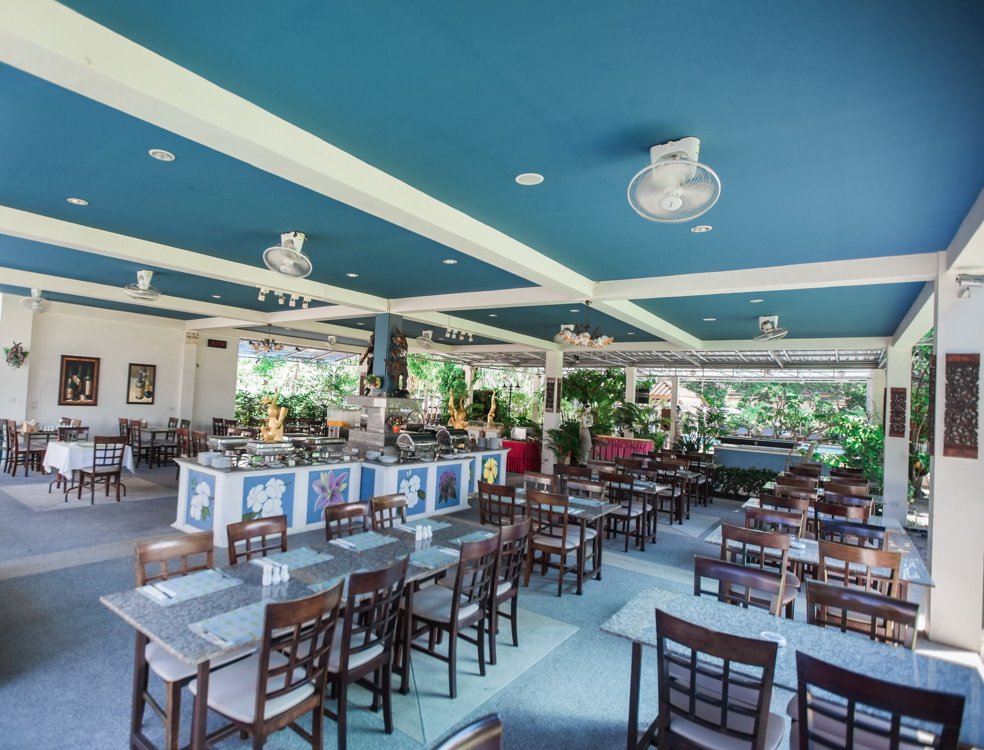 Chalong Beach Hotel Phuket Rawai Eksteriør bilde